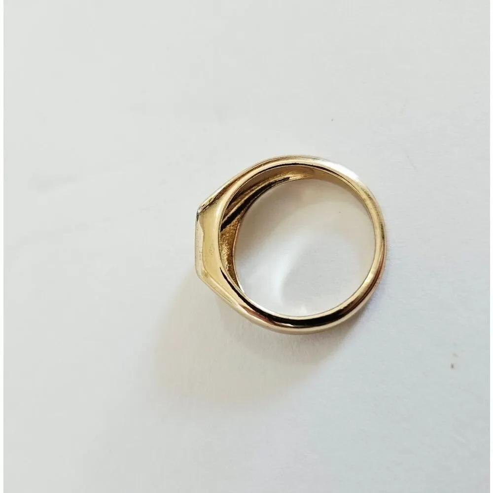 Minimalist Polished Gold Tone Square Silhouette Sleek Modernist Signet Ring 8